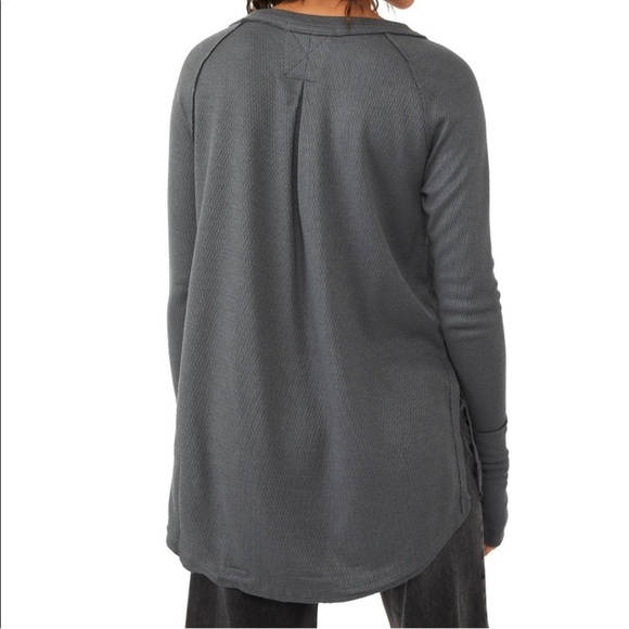 Free People We The Free Snowy Thermal Long Sleeve Grey Women’s Size Medium - Picture 2 of 5